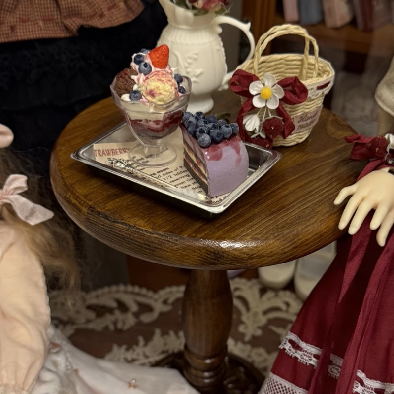 1/3 1/4 1/6 Puppenhaus Modell  – Vintage Collectible Dolls Bewertung und Preis