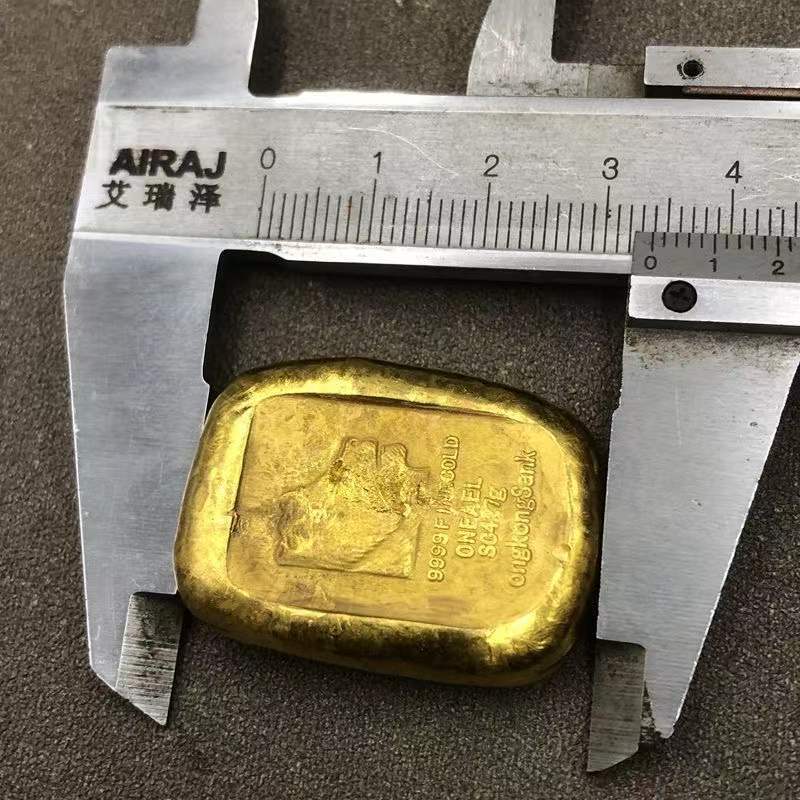 Antike Kupfermünzen, verdickte – Small Vintage Collectible Items Bewertung und Preis